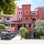 Apartment Midea