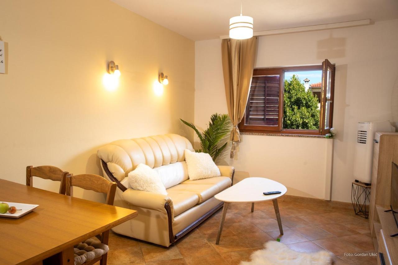 Midea Apartment *